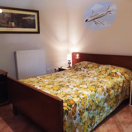 Homely Spata  Exterior photo